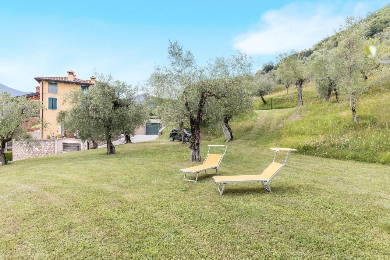 Apartament Casa Mandello Salò Zewnętrze zdjęcie