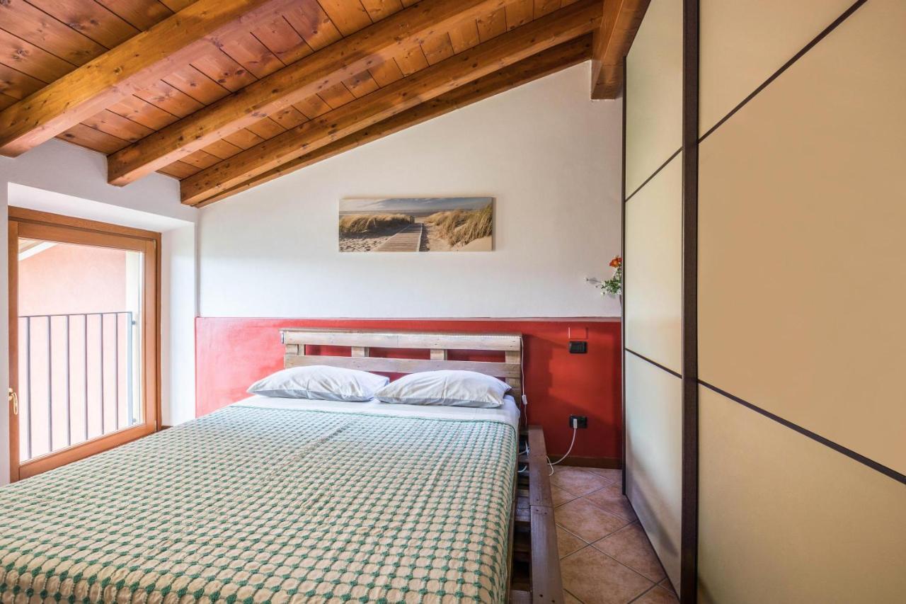 Apartament Casa Mandello Salò Zewnętrze zdjęcie