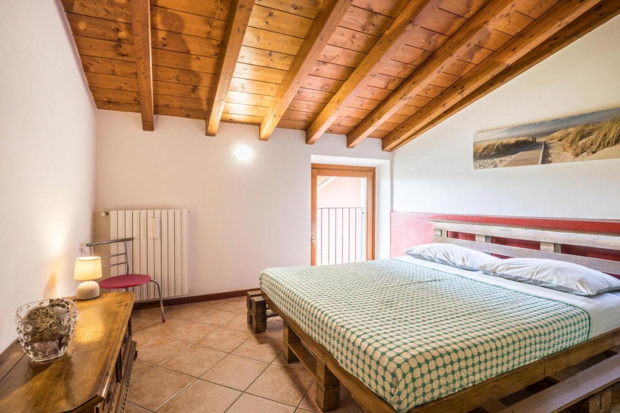 Apartament Casa Mandello Salò Zewnętrze zdjęcie