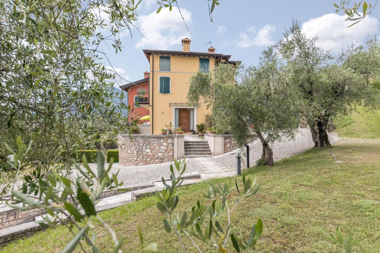 Apartament Casa Mandello Salò Zewnętrze zdjęcie